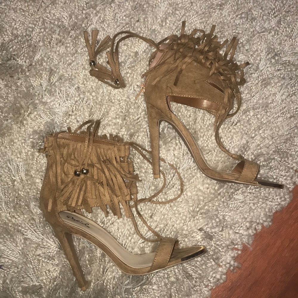 Cognac tassel sandals